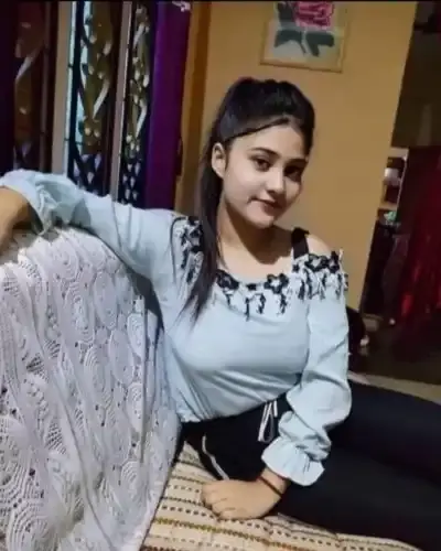 Call Girls Service in Tilda Newra